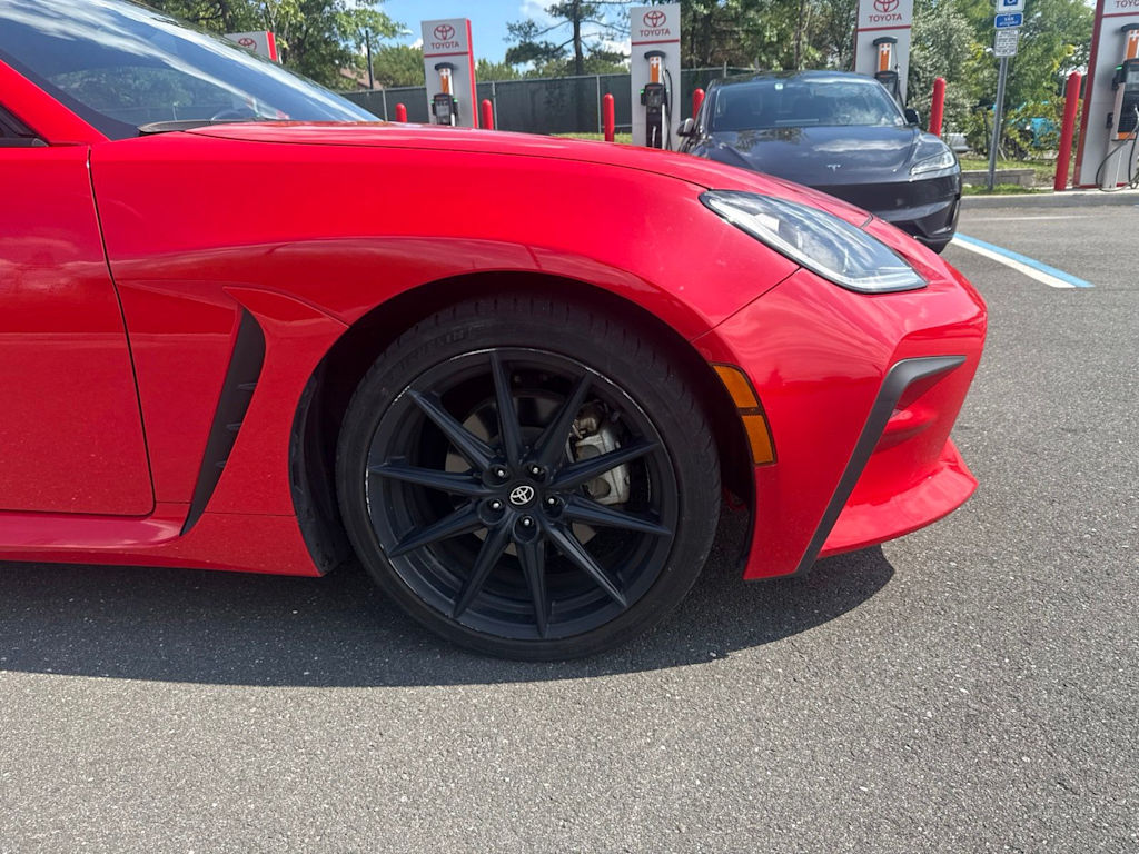Thumbnail: 2023 Toyota GR86 - 6