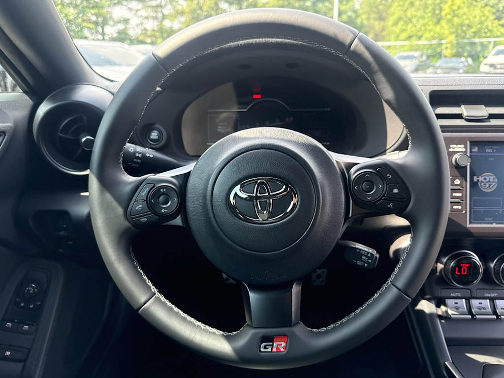 Thumbnail: 2026 Toyota GR86 - 10