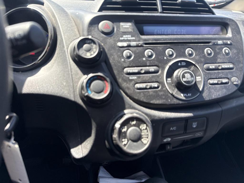 Thumbnail: 2013 Honda Fit - 20
