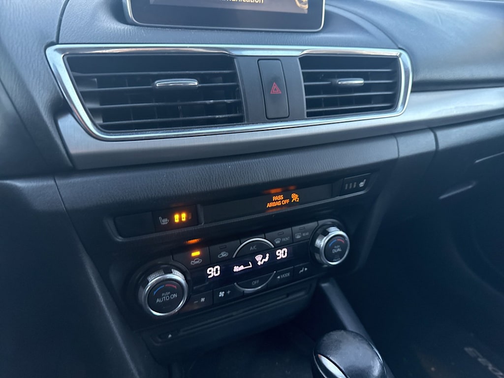 Thumbnail: 2014 Mazda Mazda3 - 22