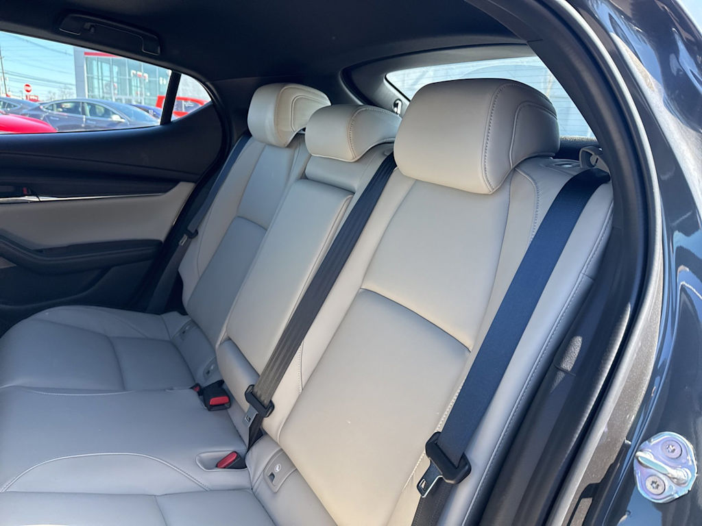 Thumbnail: 2024 Mazda Mazda3 - 10