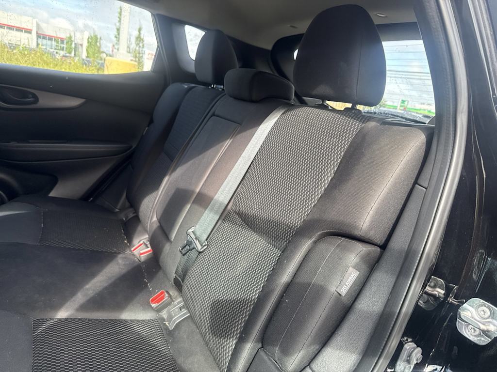 Thumbnail: 2021 Nissan Rogue Sport - 11