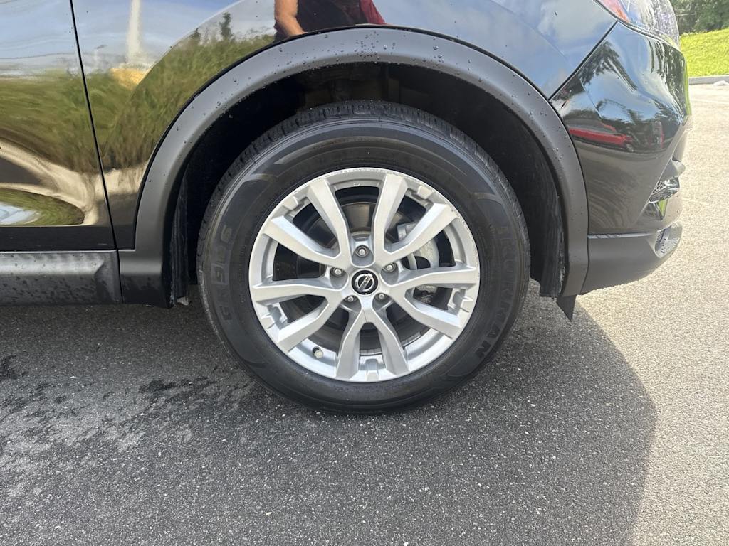 Thumbnail: 2021 Nissan Rogue Sport - 7
