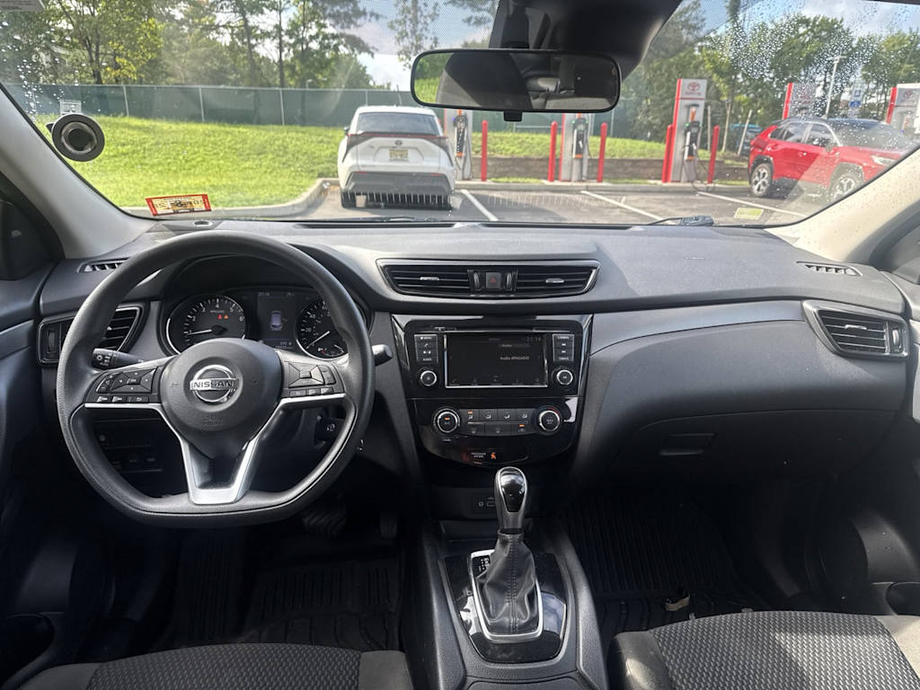 Thumbnail: 2021 Nissan Rogue Sport - 13