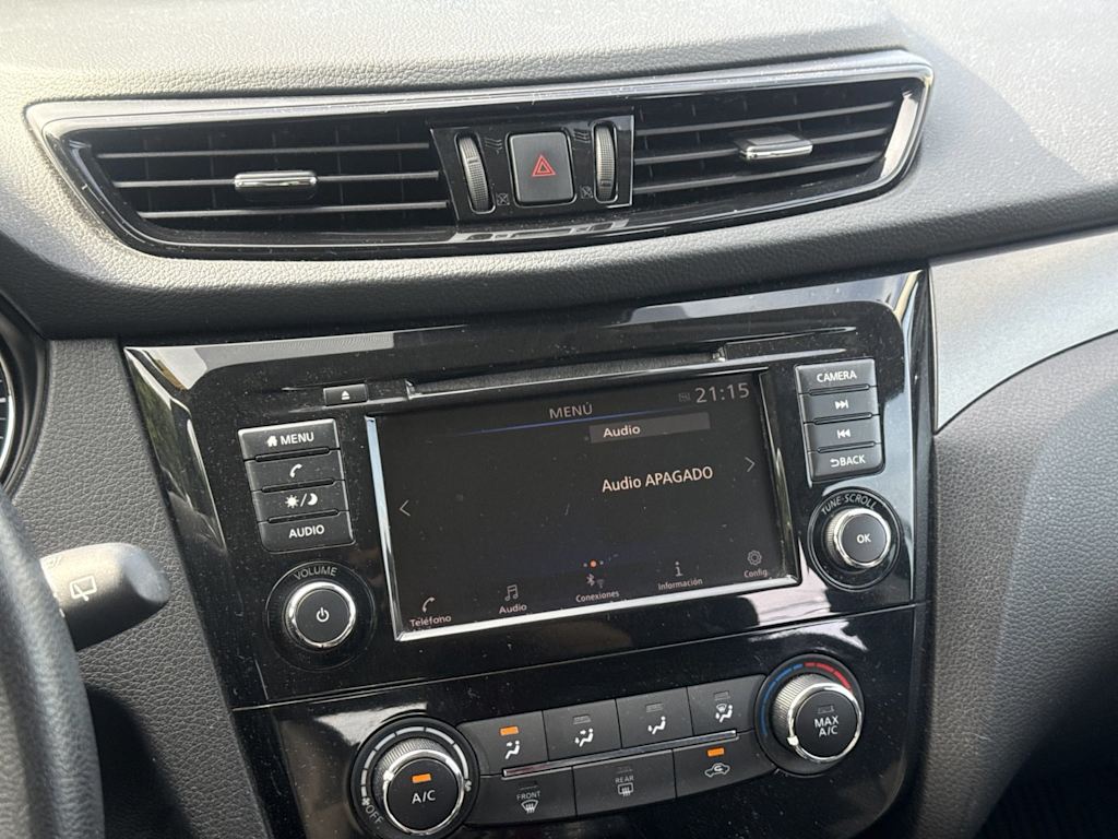 Thumbnail: 2021 Nissan Rogue Sport - 14