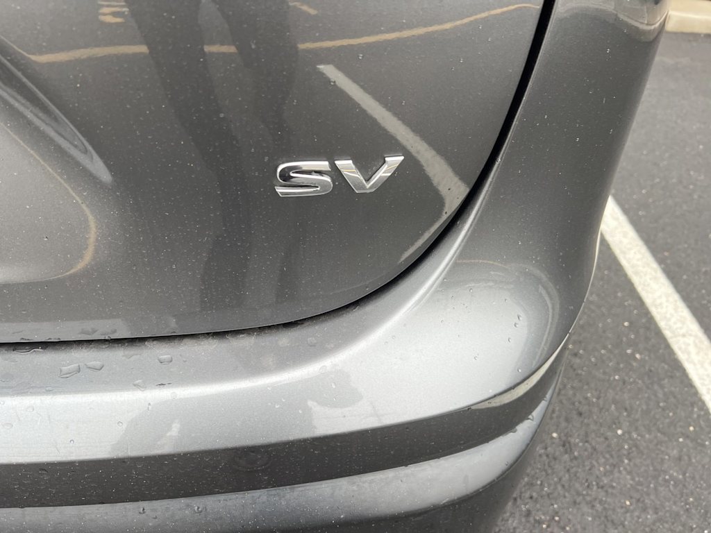 Thumbnail: 2017 Nissan Rogue Sport - 4