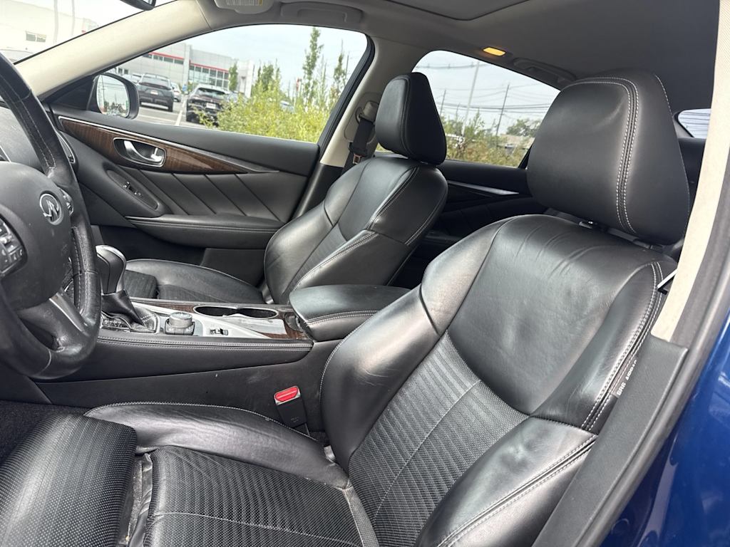 Thumbnail: 2016 INFINITI Q50 - 10