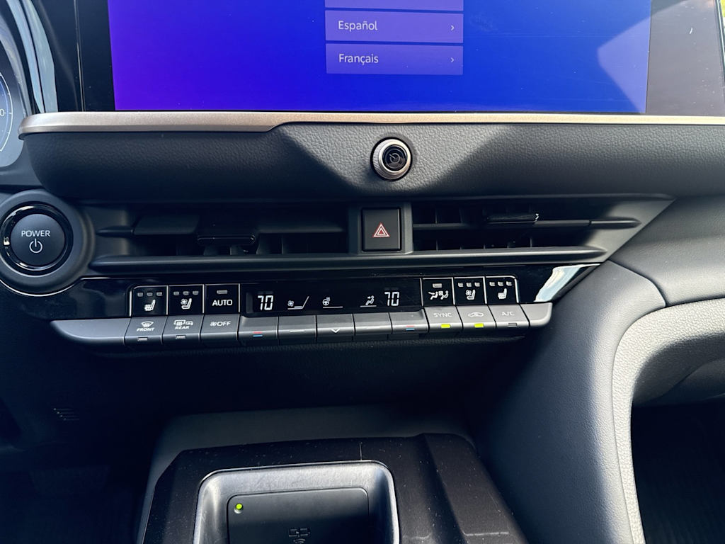 Thumbnail: 2025 Toyota Crown Signia - 6