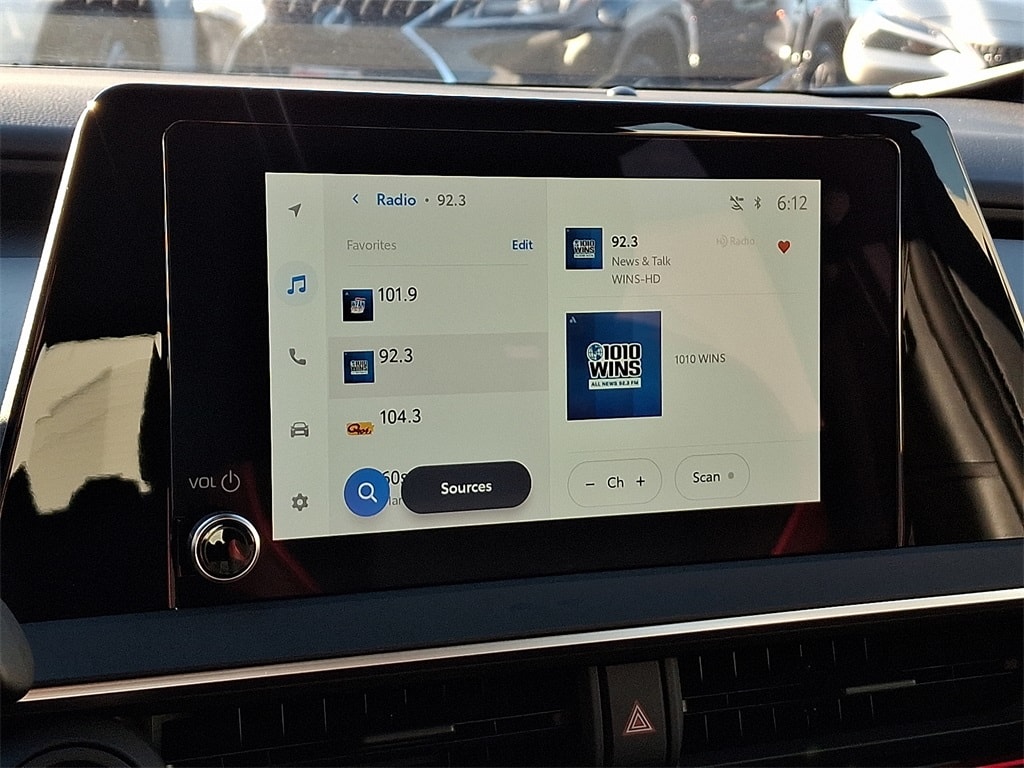 Thumbnail: 2024 Toyota Prius Prime - 11