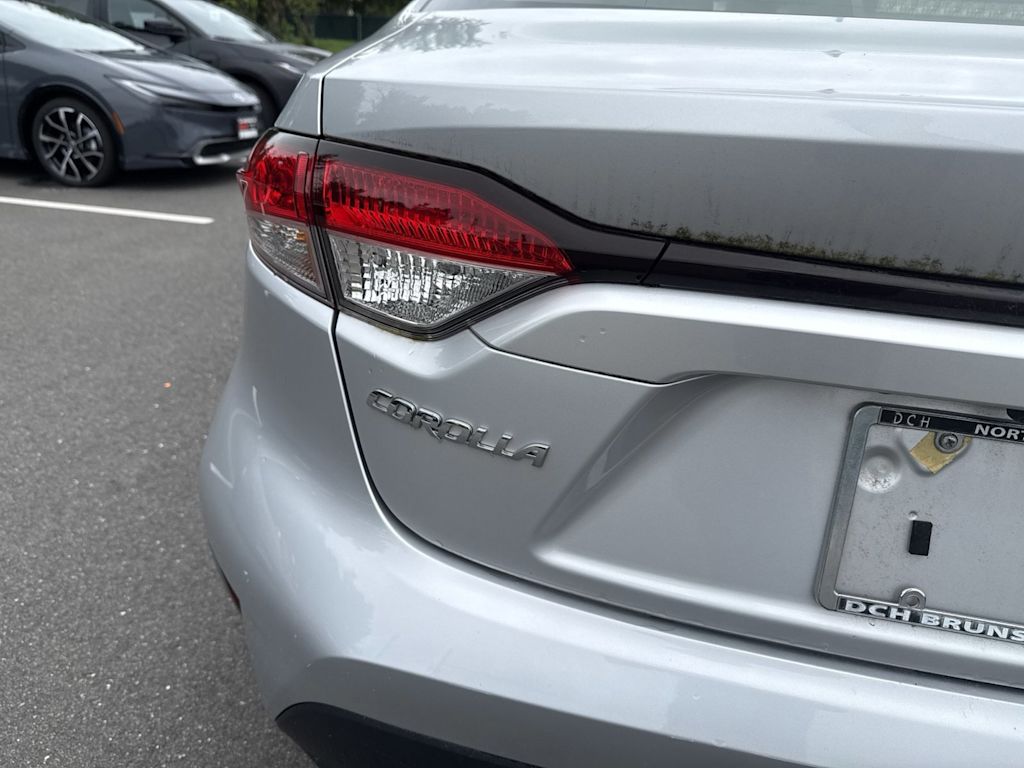 Thumbnail: 2023 Toyota Corolla - 19