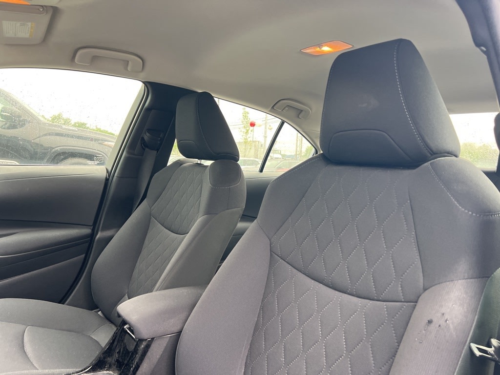 2022 Toyota Corolla LE 5