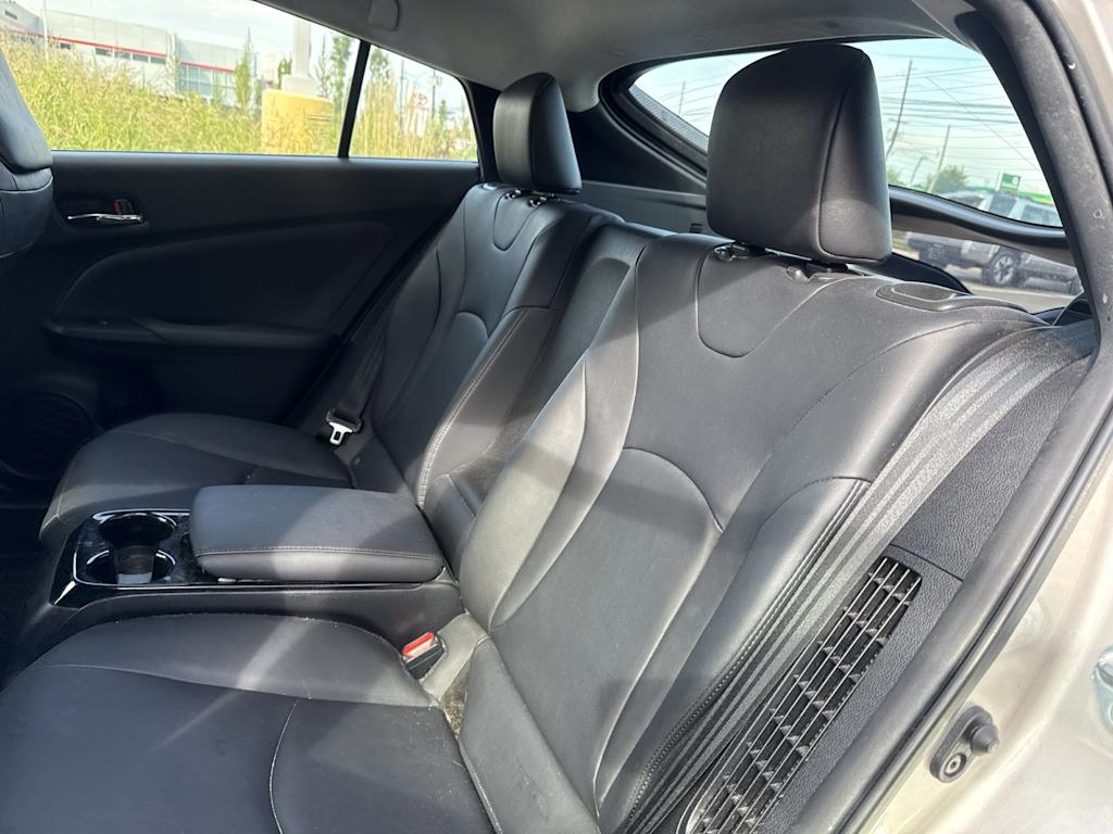 Thumbnail: 2017 Toyota Prius Prime - 11