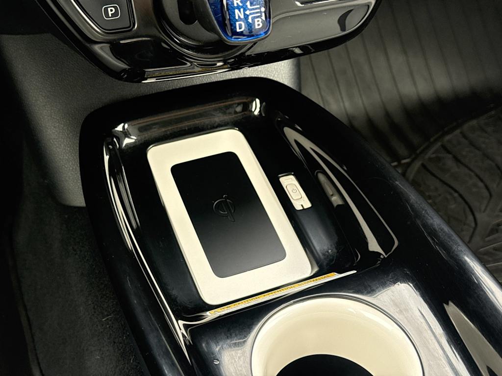 Thumbnail: 2016 Toyota Prius - 14