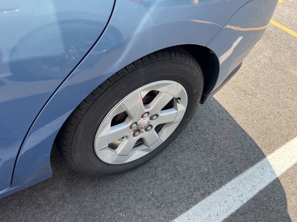 Thumbnail: 2006 Toyota Prius - 4