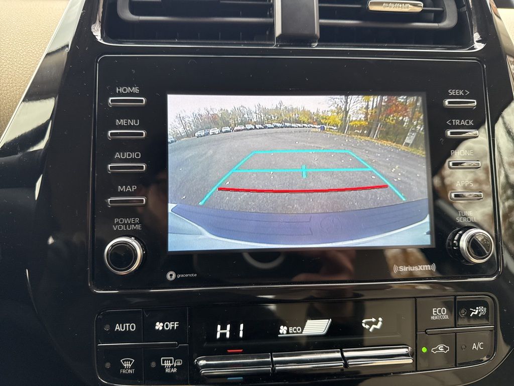 Thumbnail: 2022 Toyota Prius - 22