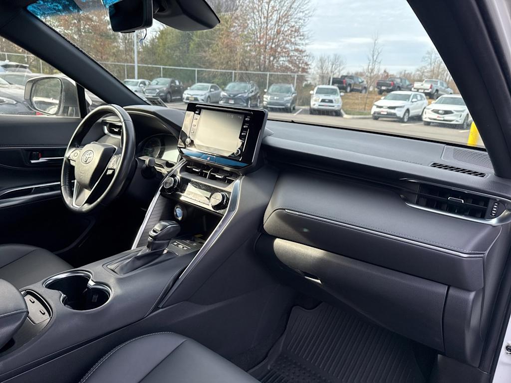 Thumbnail: 2022 Toyota Venza - 7