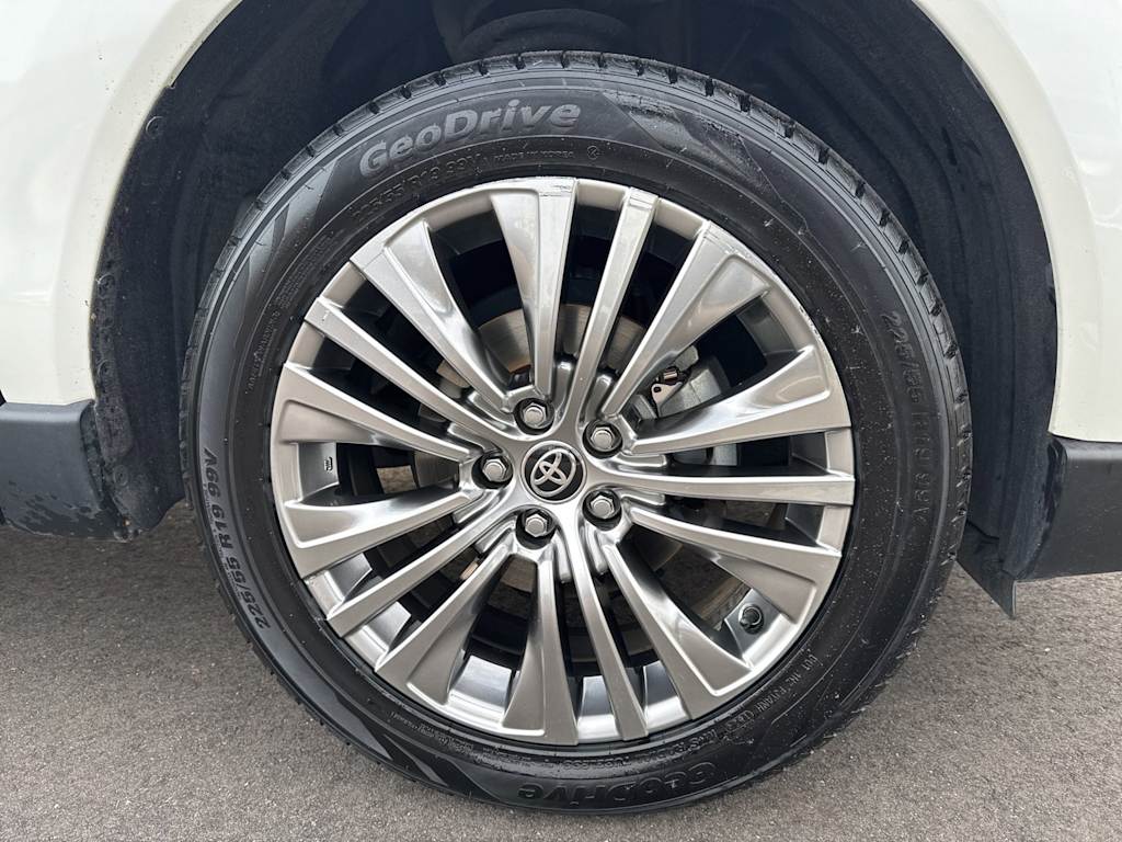 Thumbnail: 2022 Toyota Venza - 6