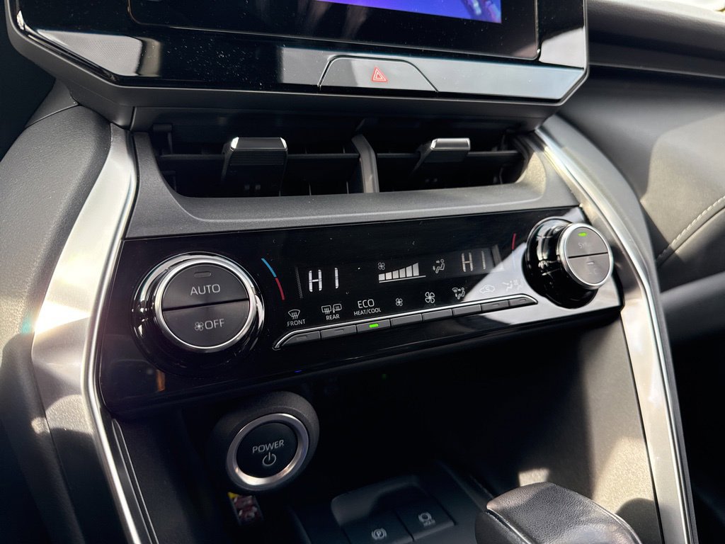 Thumbnail: 2023 Toyota Venza - 23