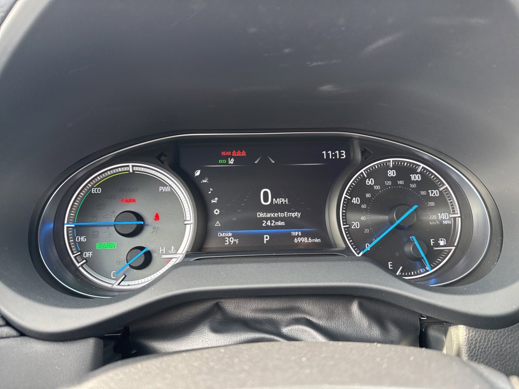 Thumbnail: 2023 Toyota Venza - 15