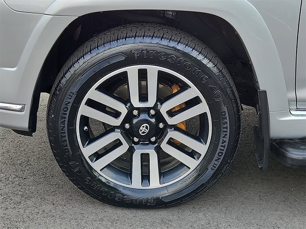 2016 Toyota 4Runner Limited 8