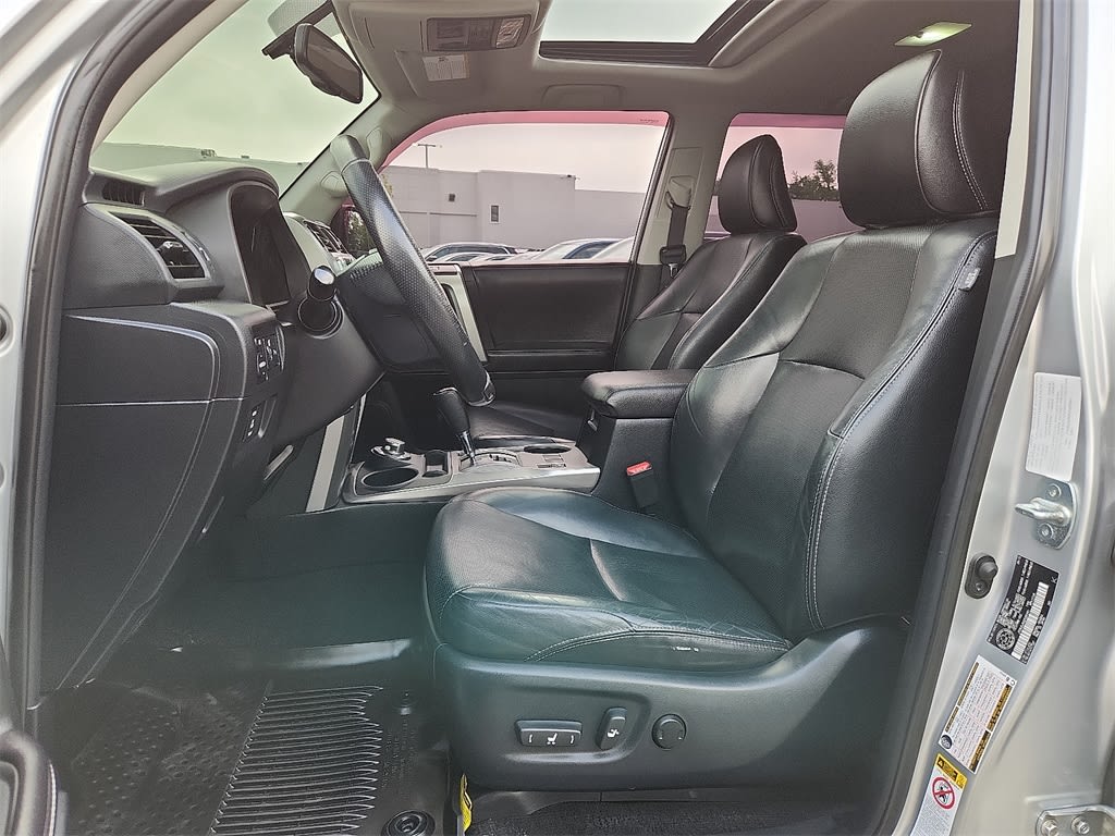 2016 Toyota 4Runner Limited 10