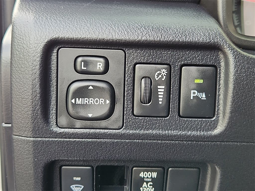 2016 Toyota 4Runner Limited 25