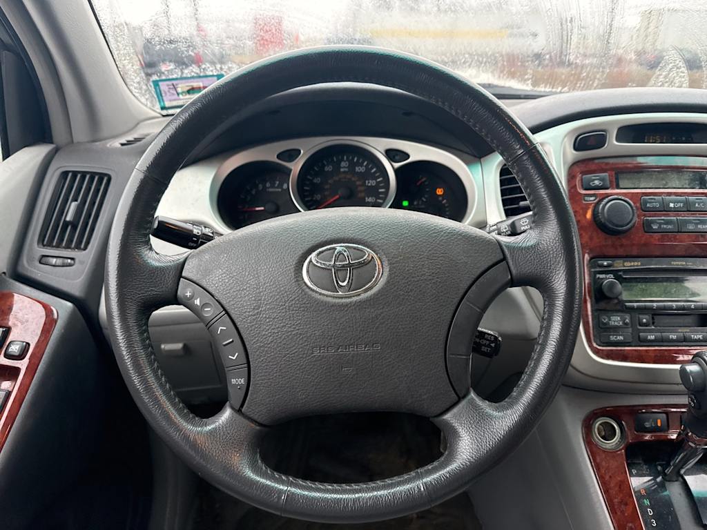 Thumbnail: 2004 Toyota Highlander - 12