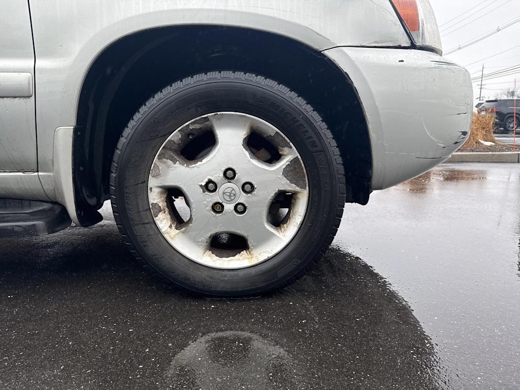 Thumbnail: 2004 Toyota Highlander - 7