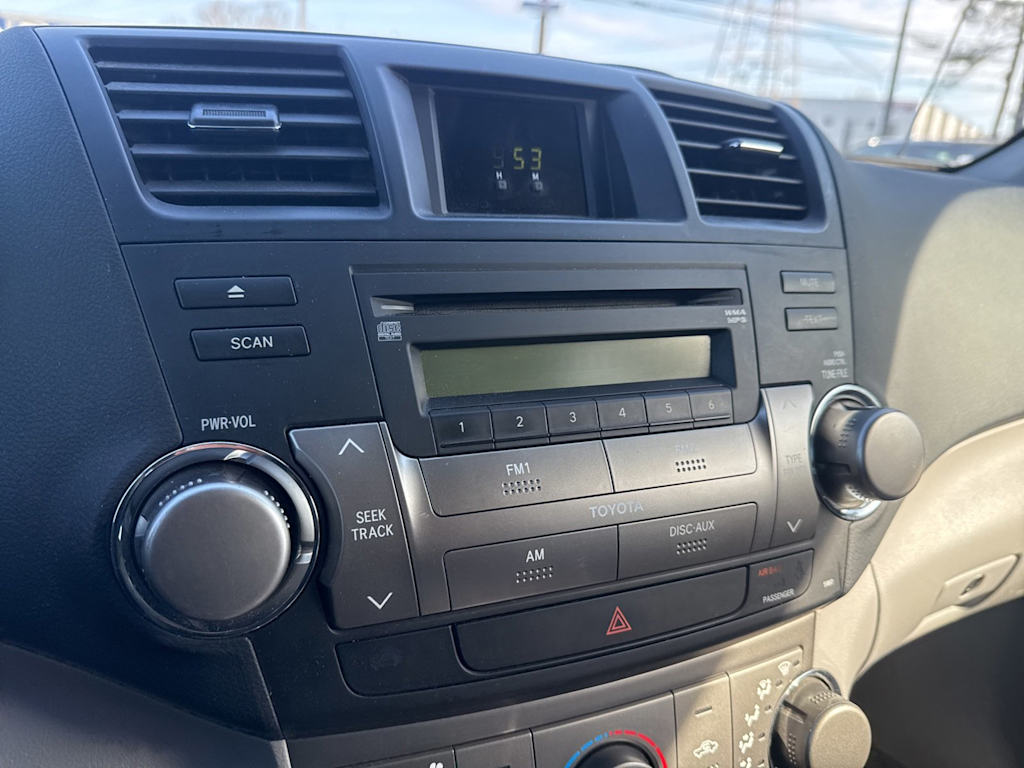 Thumbnail: 2009 Toyota Highlander - 14