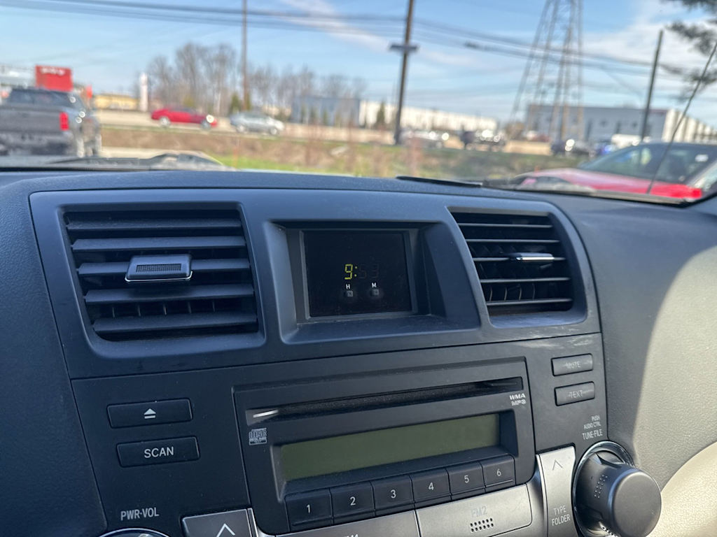 Thumbnail: 2009 Toyota Highlander - 22