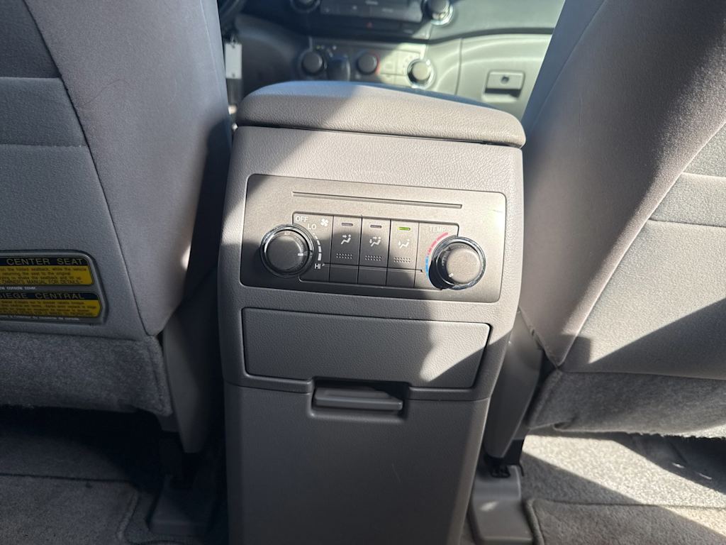 Thumbnail: 2009 Toyota Highlander - 26