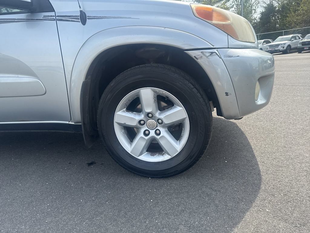 Thumbnail: 2005 Toyota RAV4 - 6