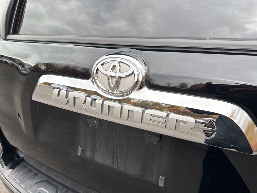 Thumbnail: 2023 Toyota 4Runner - 19