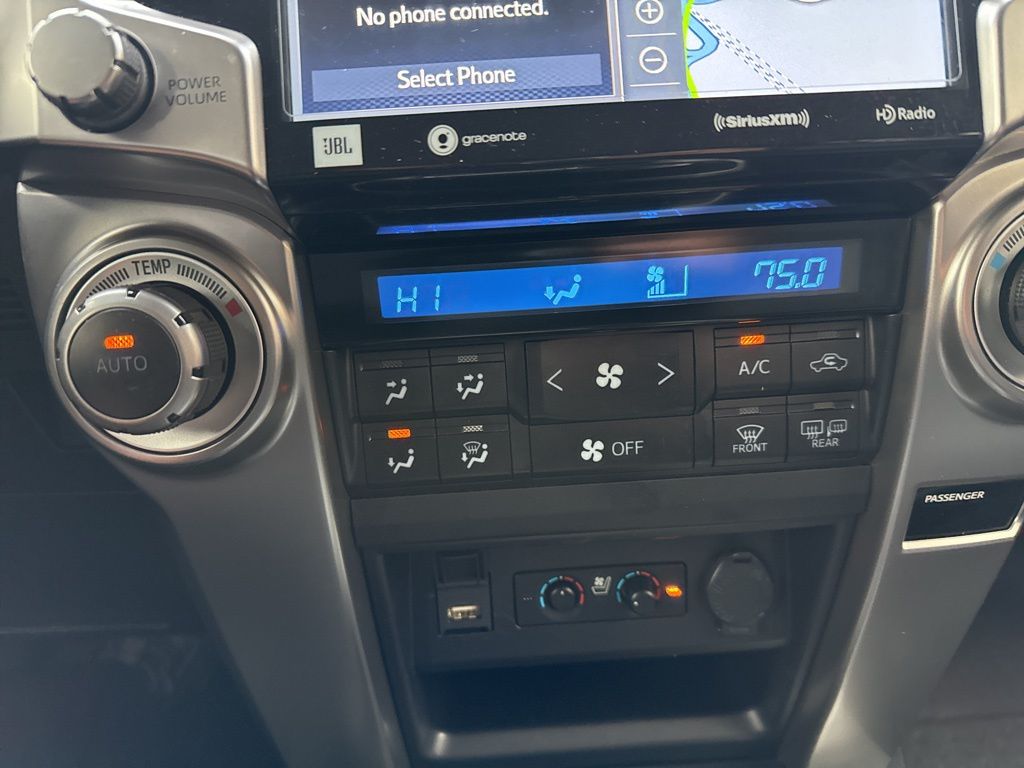 Thumbnail: 2023 Toyota 4Runner - 24