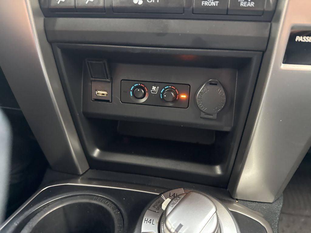 Thumbnail: 2023 Toyota 4Runner - 25