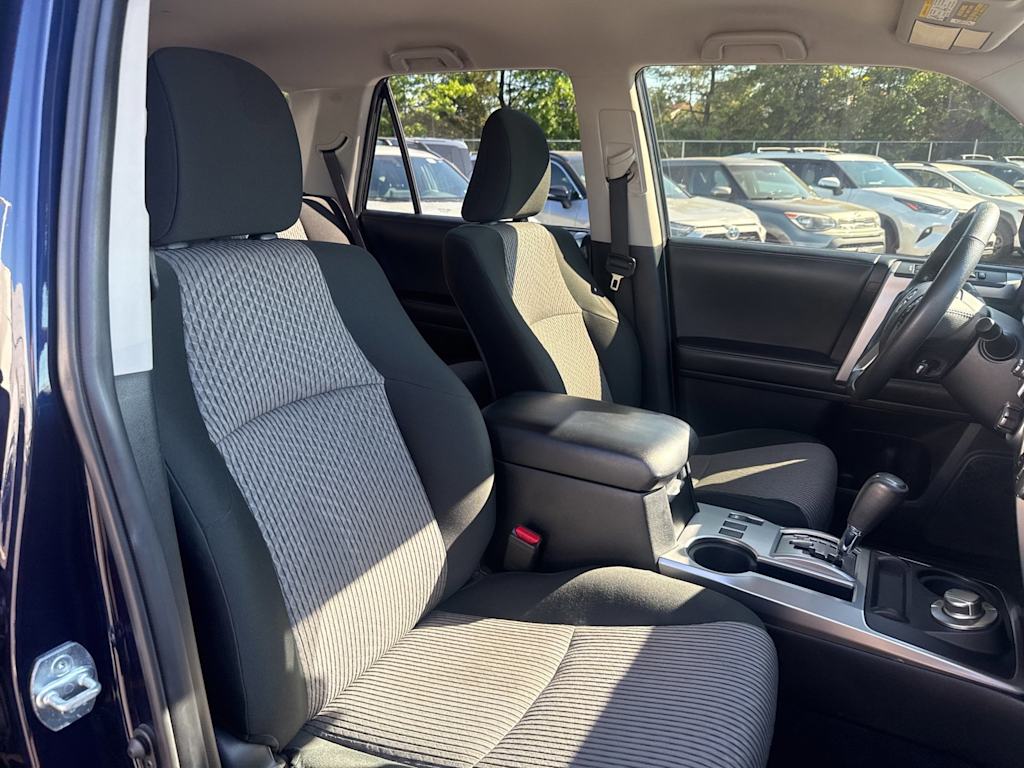 Thumbnail: 2021 Toyota 4Runner - 9
