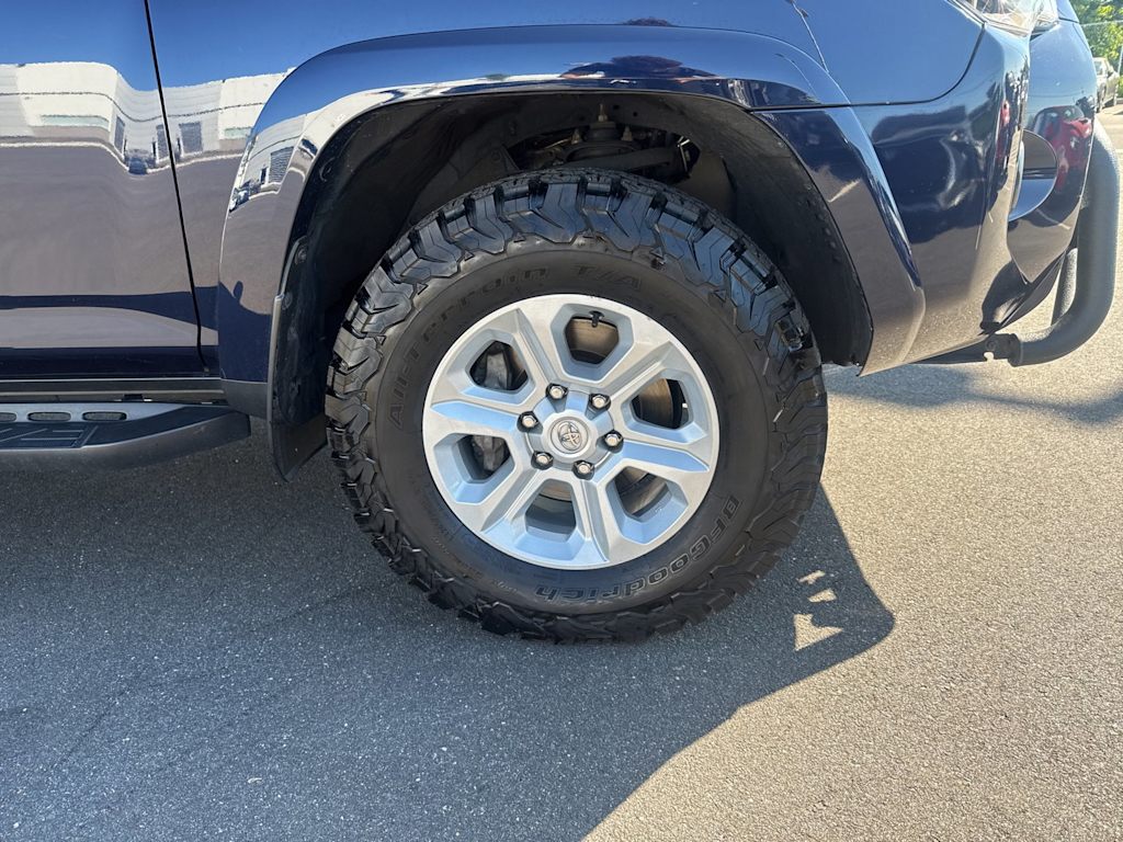 Thumbnail: 2021 Toyota 4Runner - 6