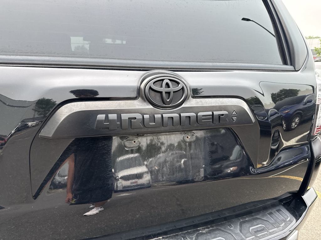 Thumbnail: 2022 Toyota 4Runner - 19