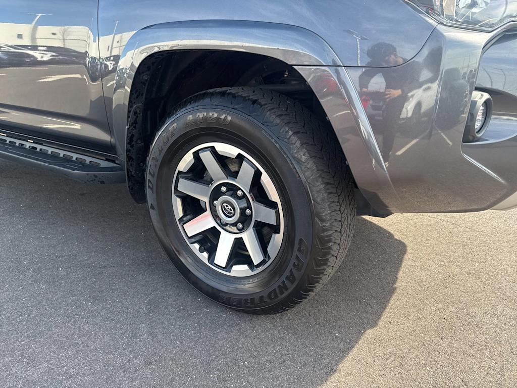 Thumbnail: 2023 Toyota 4Runner - 6