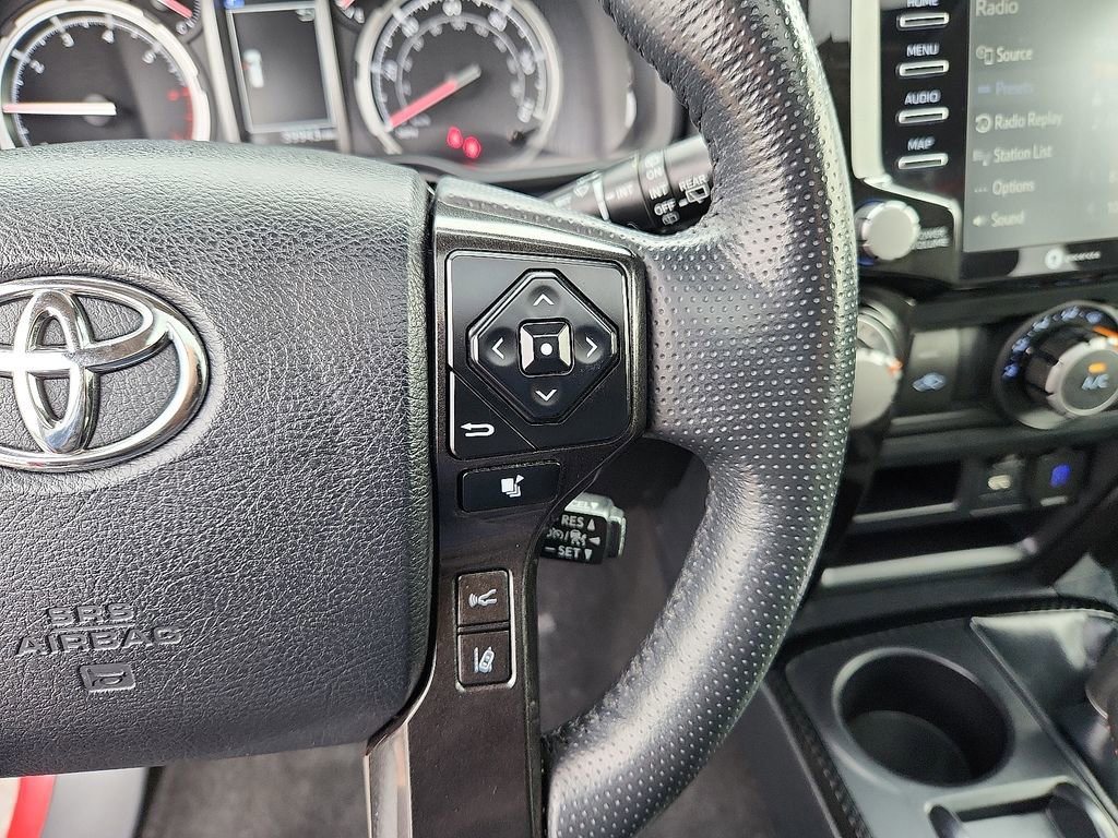 Thumbnail: 2023 Toyota 4Runner - 18