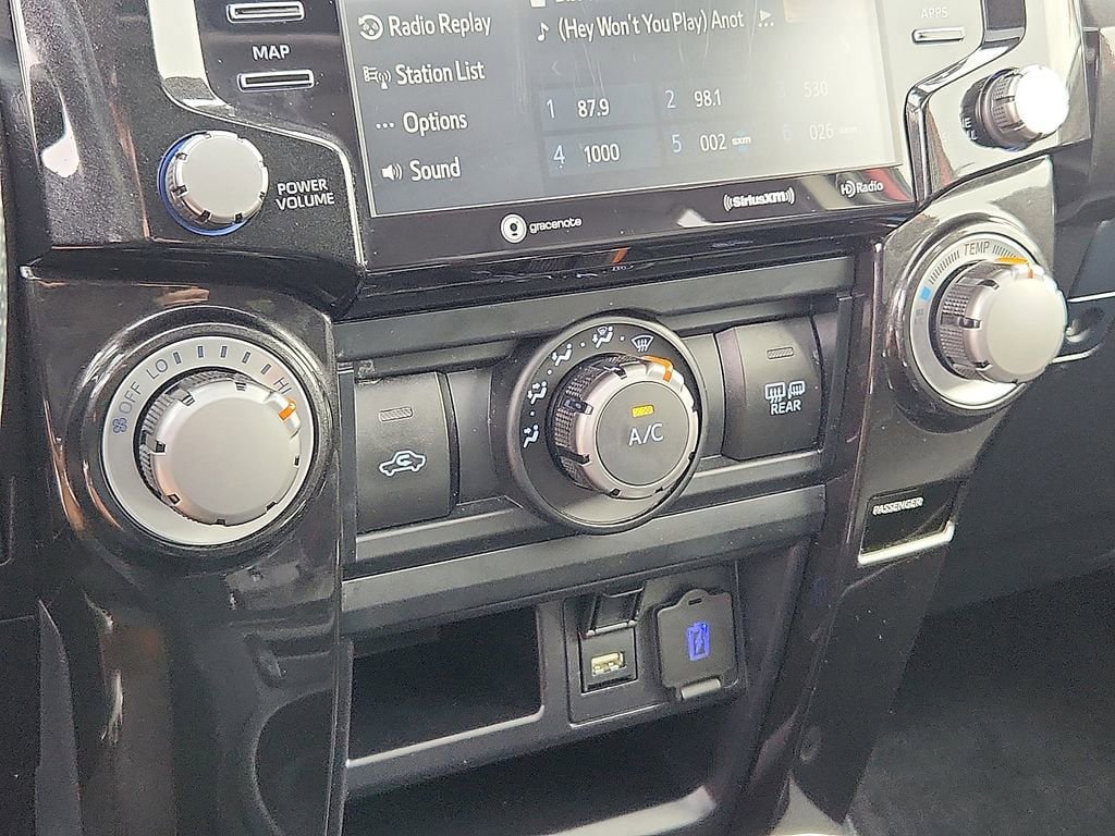 Thumbnail: 2023 Toyota 4Runner - 15