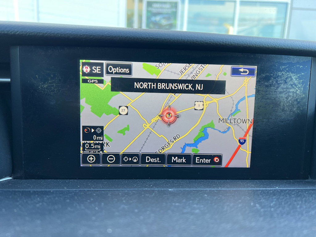 Thumbnail: 2015 Lexus IS - 9