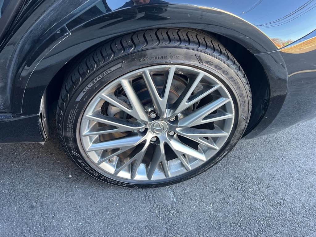 Thumbnail: 2015 Lexus IS - 4