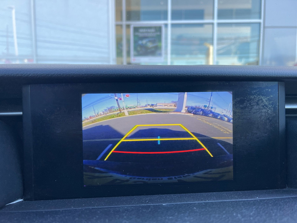 Thumbnail: 2015 Lexus IS - 14