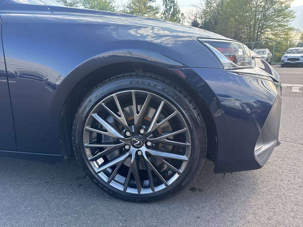 Thumbnail: 2018 Lexus IS - 6