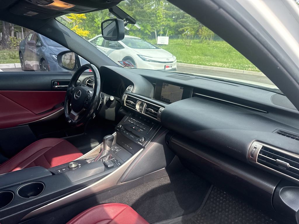 Thumbnail: 2016 Lexus IS - 7