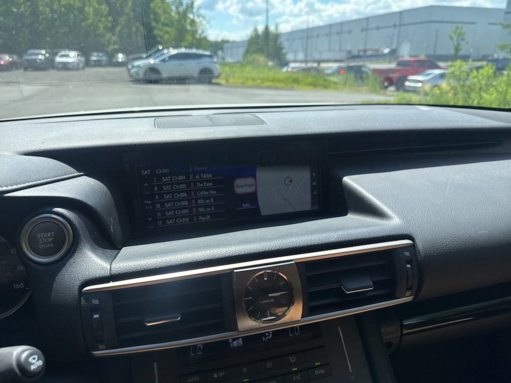Thumbnail: 2020 Lexus IS - 14