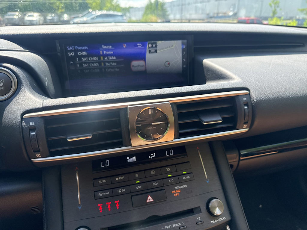 Thumbnail: 2020 Lexus IS - 22