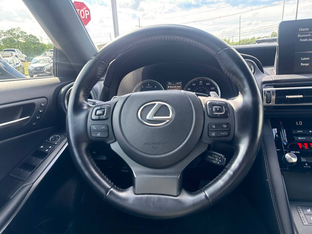 Thumbnail: 2022 Lexus IS - 10