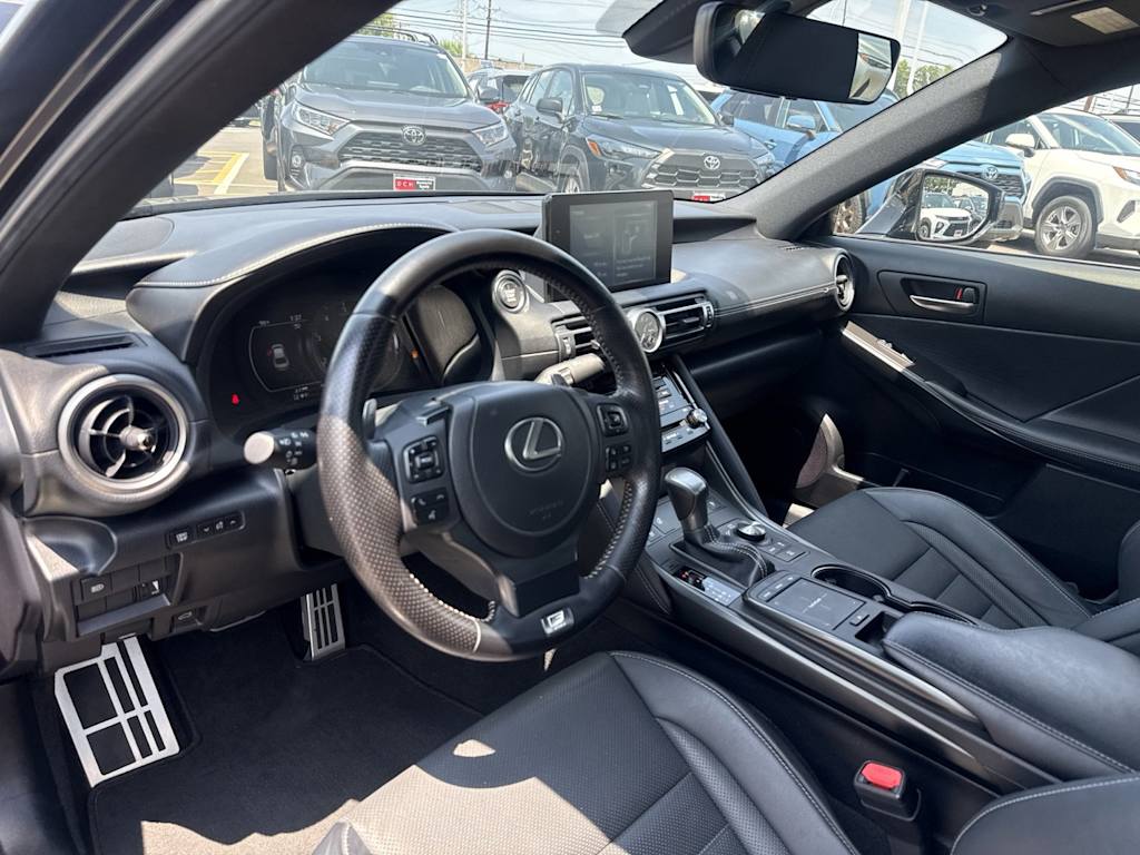 Thumbnail: 2021 Lexus IS - 2